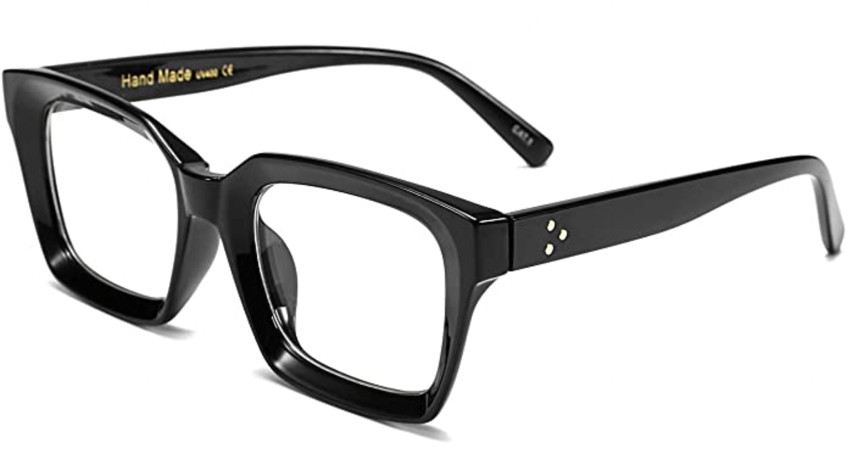 What Glasses Does Anna (Delvey) Character Wear in Inventing Anna