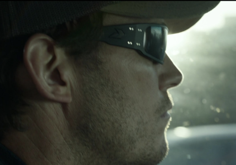 What Sunglasses is Chris Pratt Wearing as Lt. Commander James Reece in