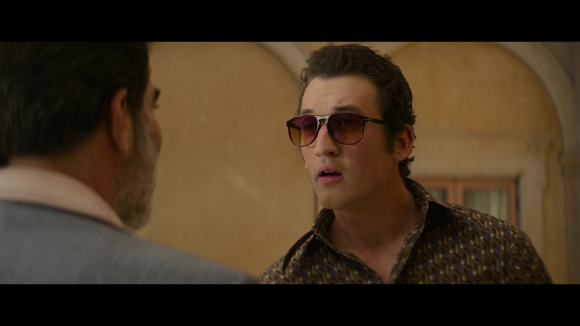 What Sunglasses is Miles Teller (Albert Ruddy) Wearing In The Offer?