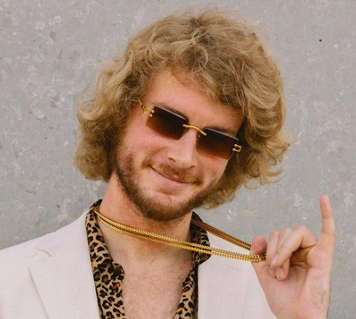 What Sunglasses Did Yung Gravy Wear To MTV Movie Awards 2022 (and the Betty Music Video?)