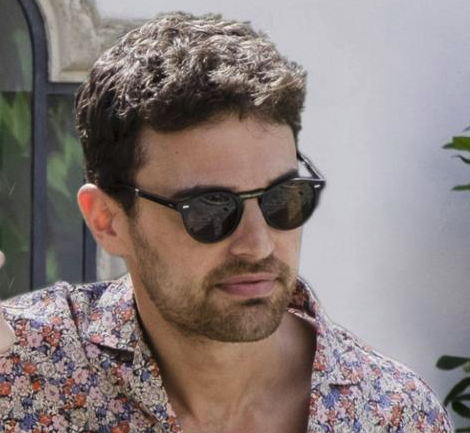 What Sunglasses is Theo James Wearing In The White Lotus Season 2