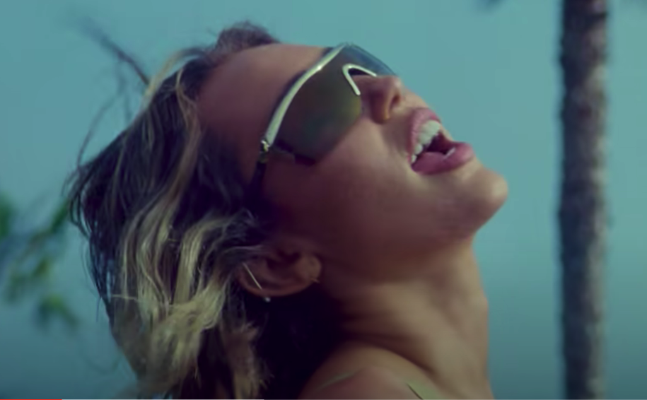 What Sunglasses Is Miley Cyrus Wearing In The Jaded Music Video?
