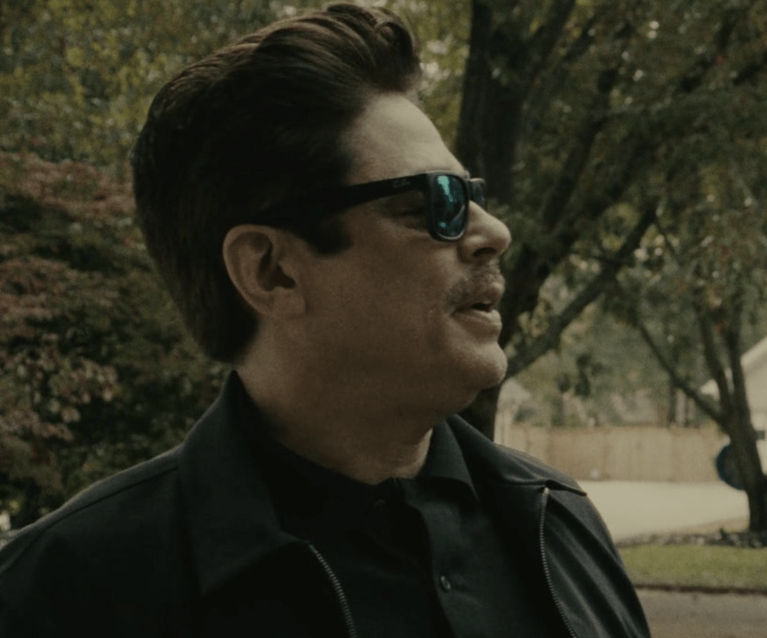 What Sunglasses is Benicio del Toro as Detective Tom Nichols Wearing in Reptile?